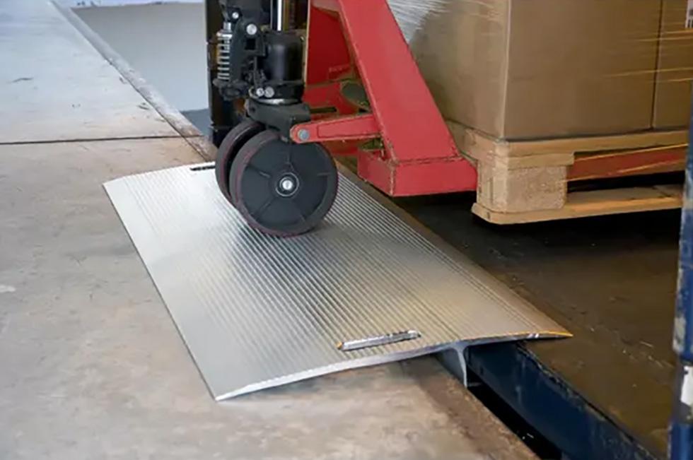 Passerelles aluminium